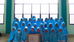 photo_6053072250237729705_y