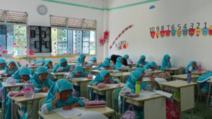 photo_6338953614285978992_y-1